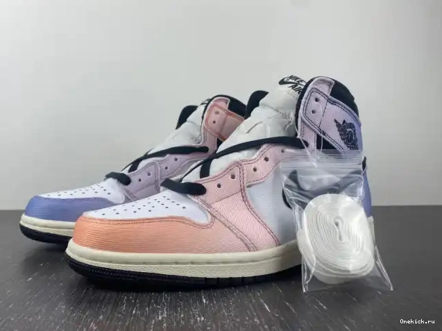 One Kick OG Retro DX0054-805 Jordan 1 Skyline High 0530